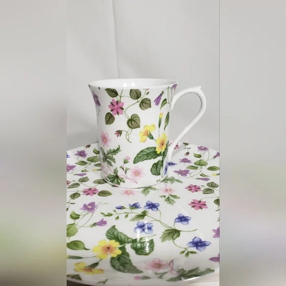 Queens snack plate & mug set, bone china. Made in England, EUC! - Picture 8 of 12